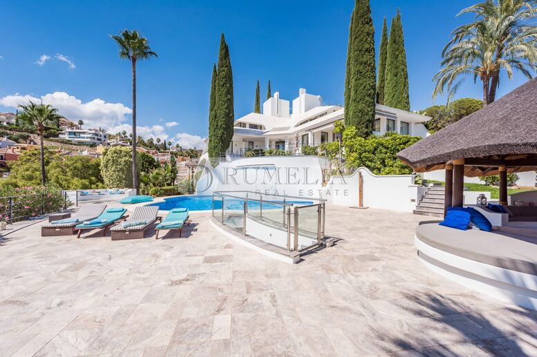 Special flair of cosmopolitan ambience mixed with traditional Andalusian style, Marbella