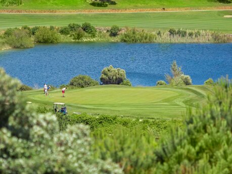 golf-sotogrande-banner-section-noll-partners-real-estate-2019-1