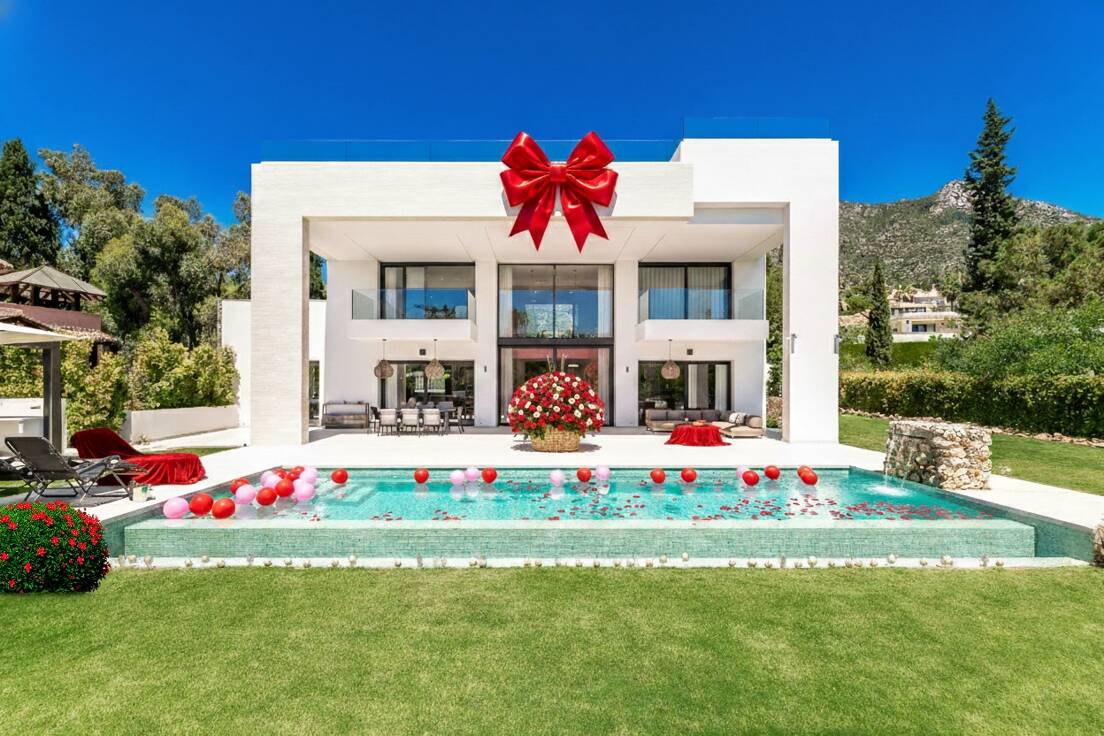 Luxury villa in cascada de camojan, marbella, decorated for valentine's day 