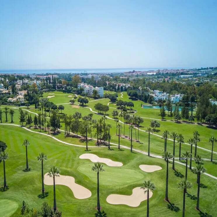Which area of Nueva Andalucía is best to buy in?