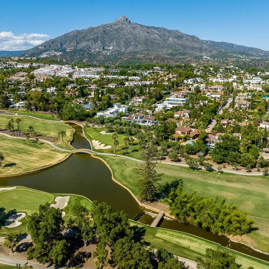 Warum Menschen es lieben, in Nueva Andalucía zu leben