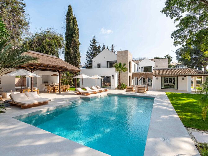 LAS BRISAS