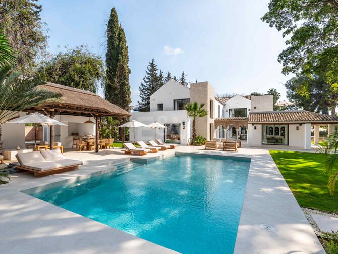 LAS BRISAS