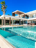 Why E&V is So Successful in Selling High-End Properties in Marbella