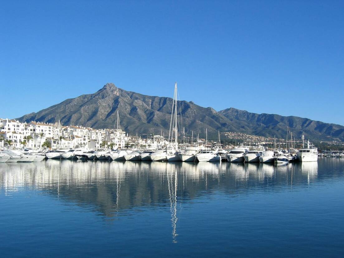 Puerto BanÃºs Marbella marina