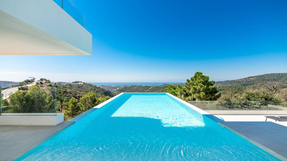 Seaviews in Monte Mayor