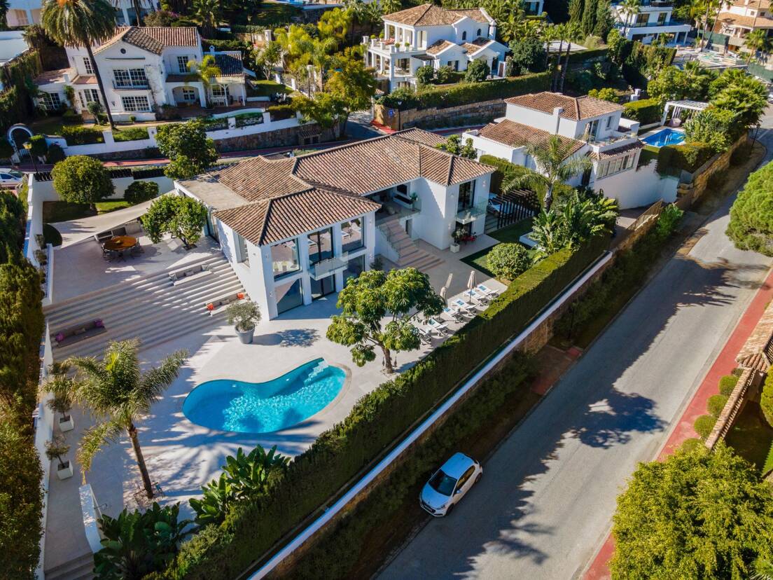 Luxury villa in Las Brisas Marbella