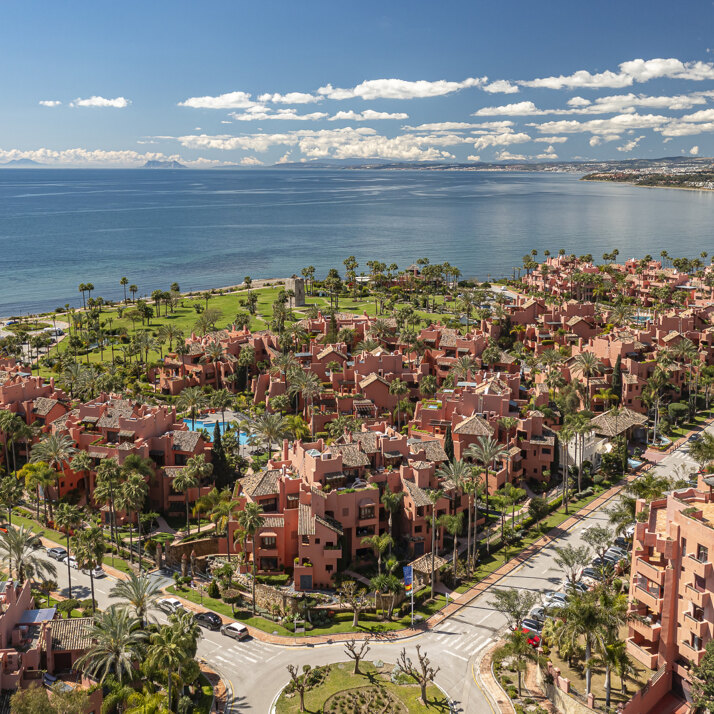 Torre Bermeja, Estepona : le guide de l’acheteur pour l’adresse de plage la plus opulente de la New Golden Mile