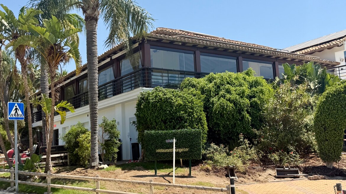 Restaurant au Club House à Los Arqueros Golf