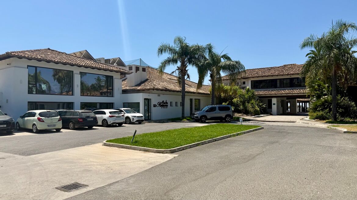 Los Arqueros Club House