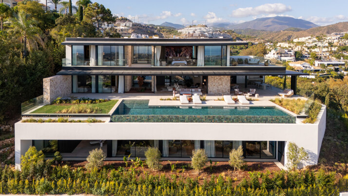 Immobilienführer El Herrojo, Benahavís: La Quintas höchste Lage
