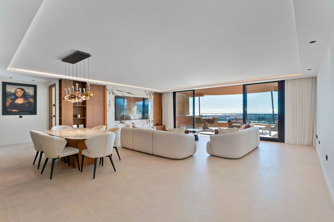 MH8912 Renovated apartment for sale