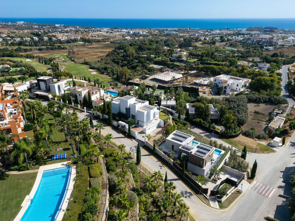 Los Flamingos: Modern Luxury Between Marbella and Estepona