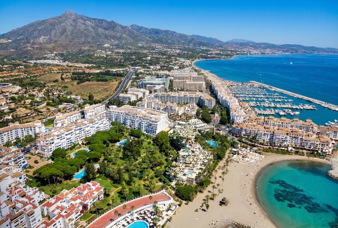 beachfront Playas del Duque