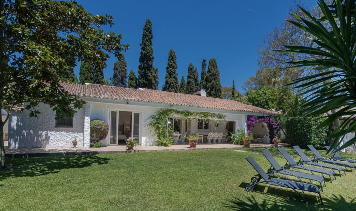Cortijo Blanco Villa MH8040