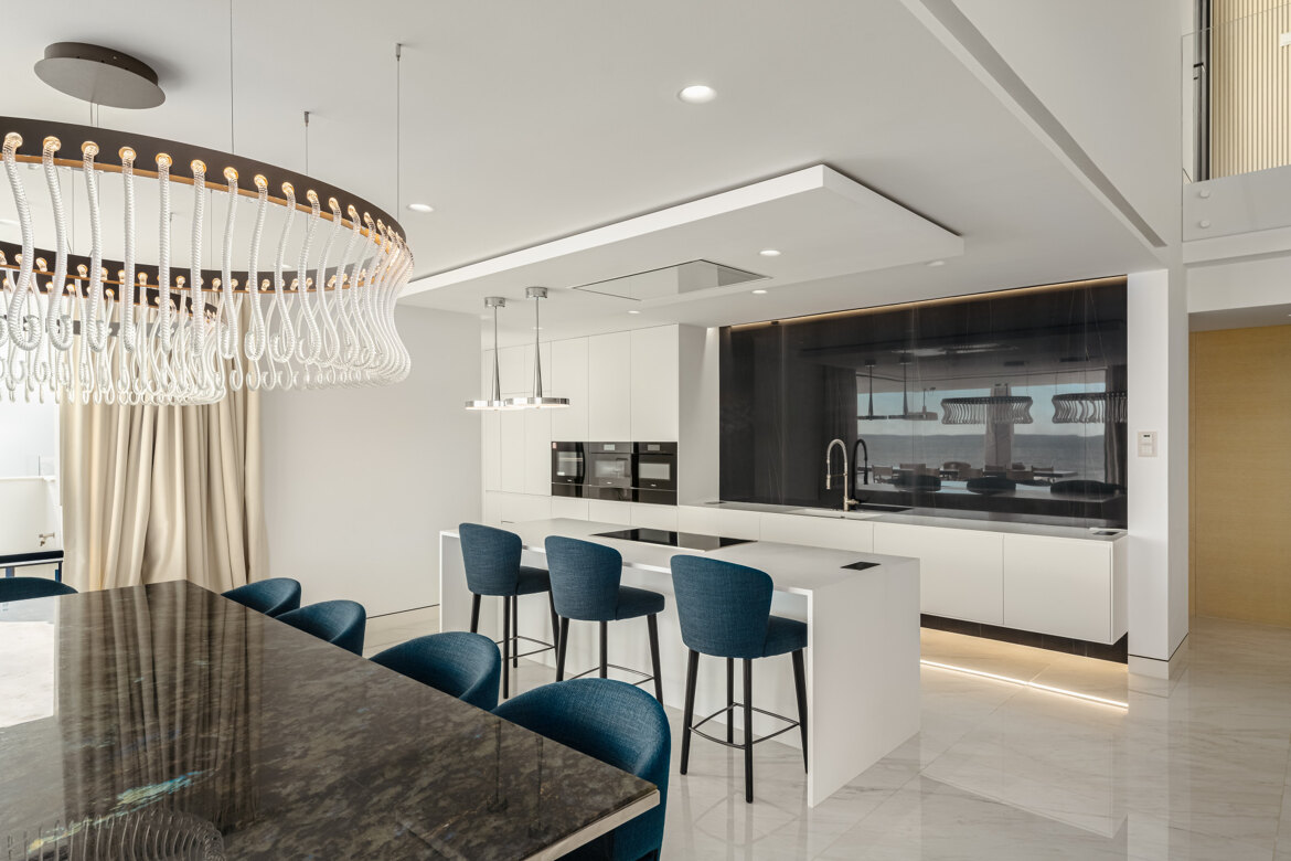 Emare Kitchen