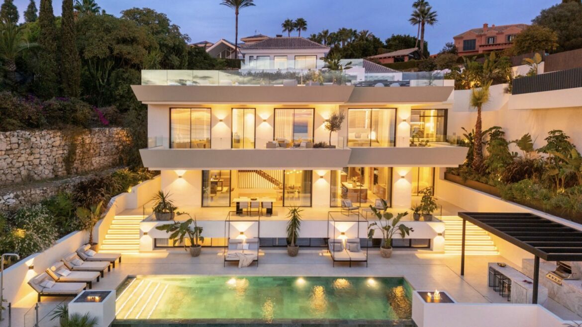 Villa Ember luxury villa for sale in Elviria
