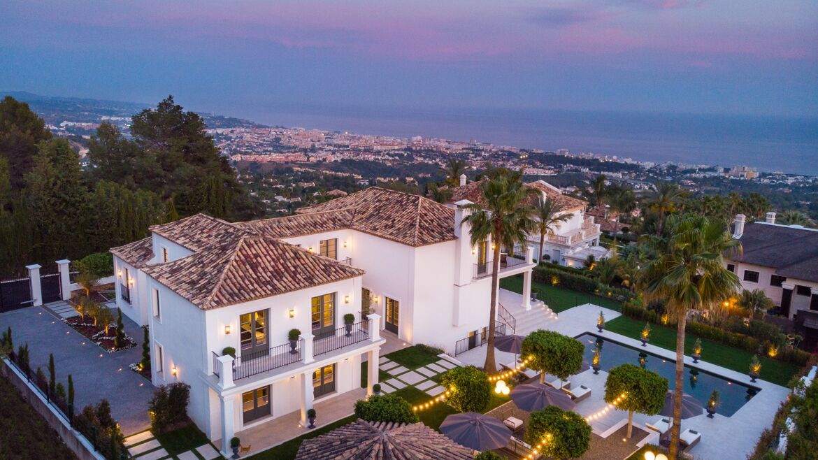 Villa Vivaldi luxury villa for sale MH7857