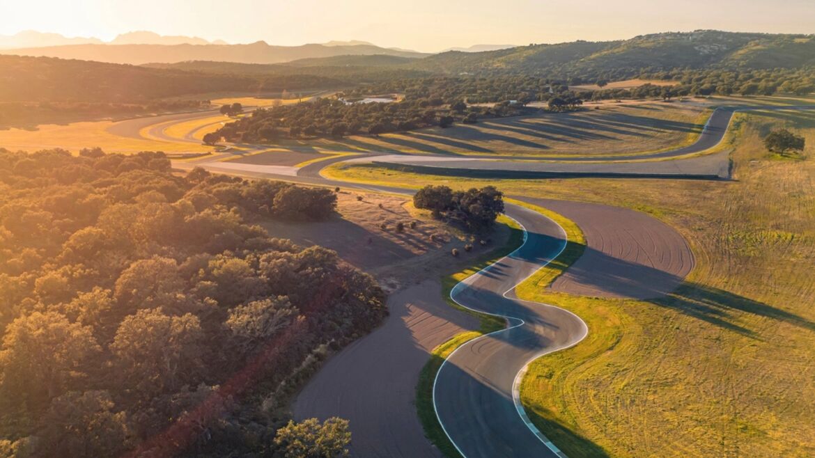 Circuit Ascari