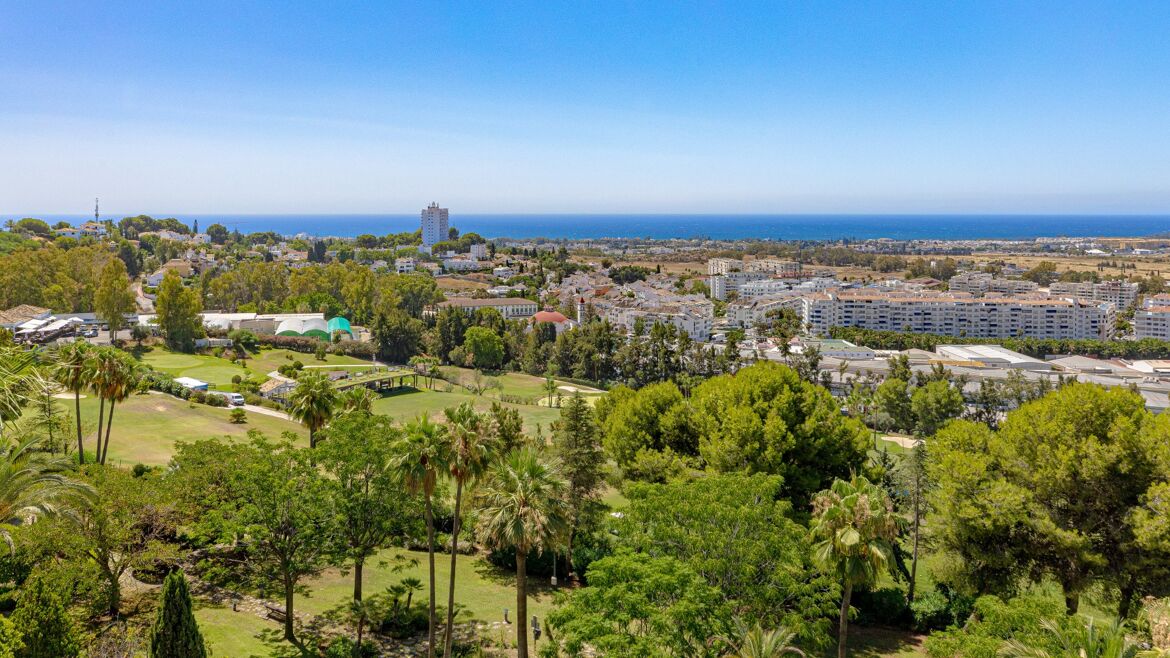 sea and golf views from Magna Marbella