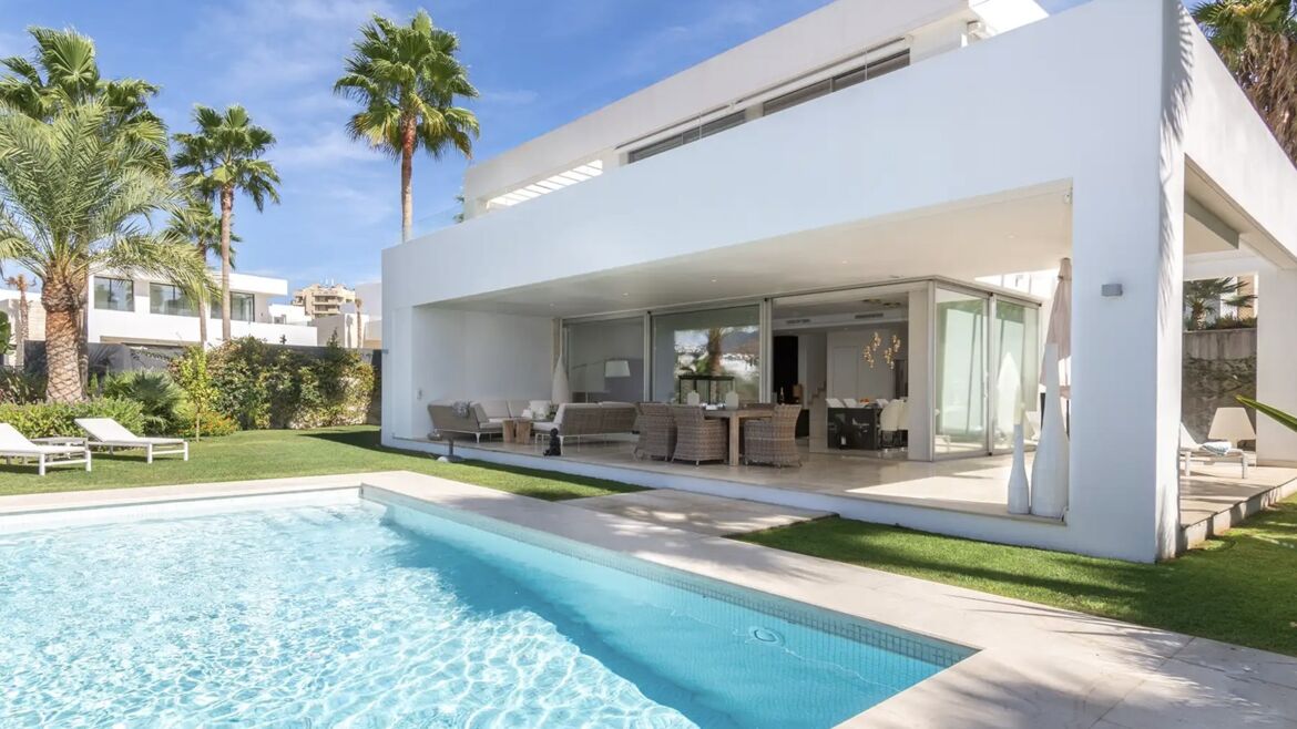 La Finca Rio Real contemporary villa for sale MH9085