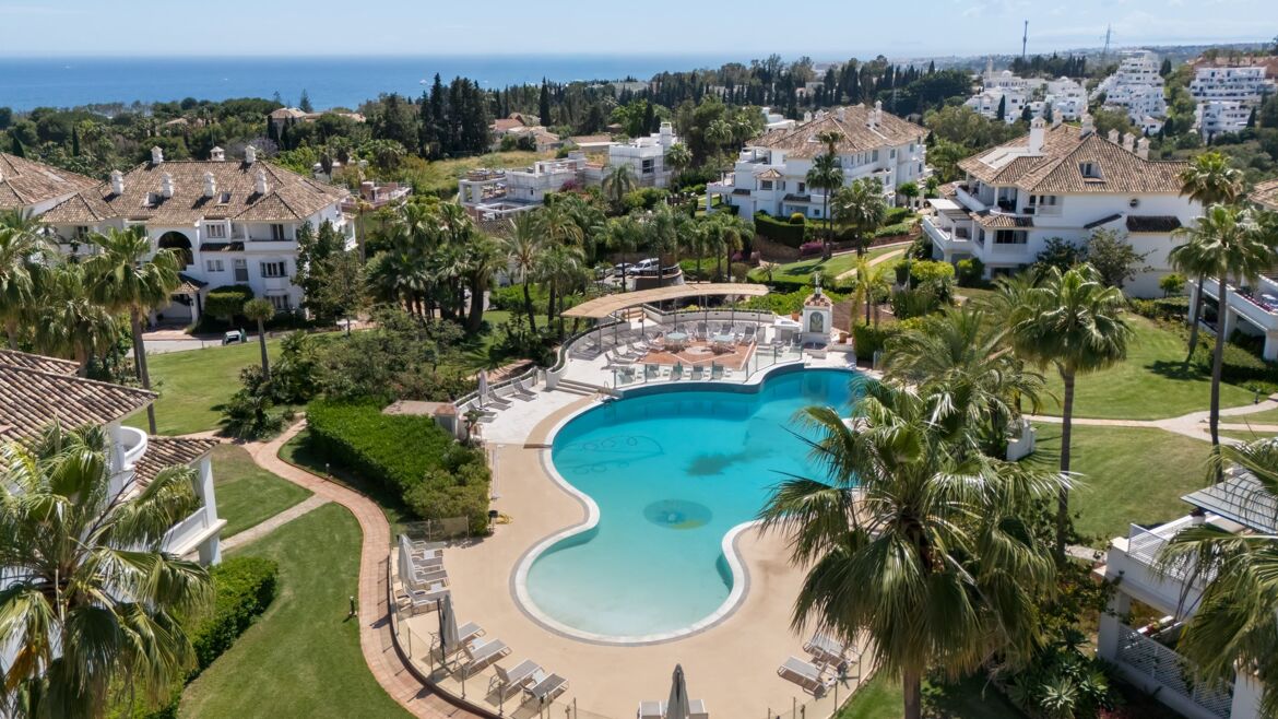 Monte Paraiso Pool
