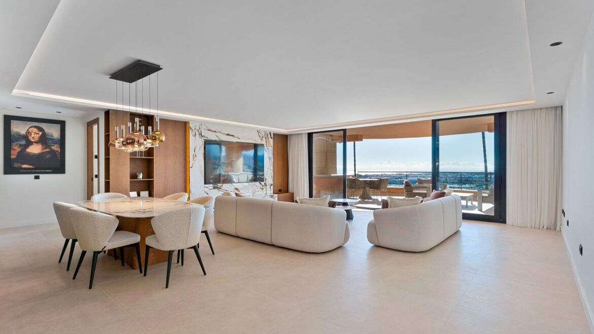 MH8912 Renovated apartment for sale