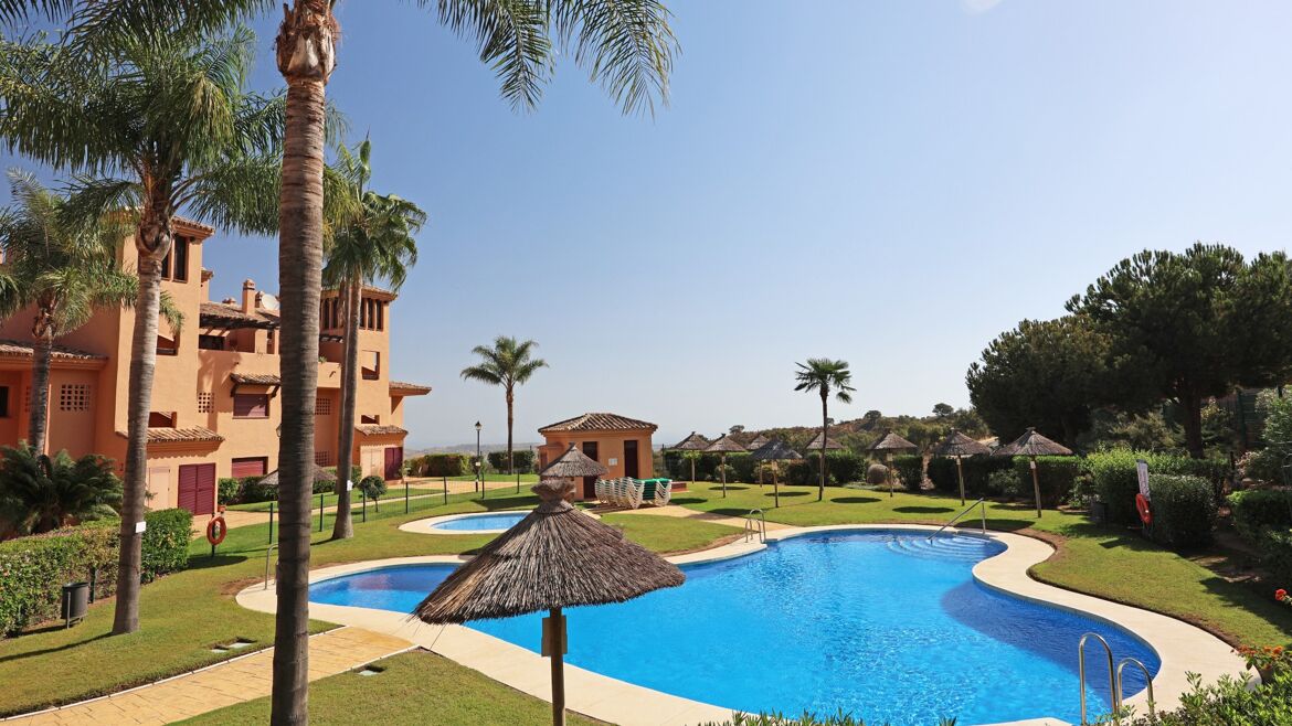 MH8683 Apartment for sale in La Mairena