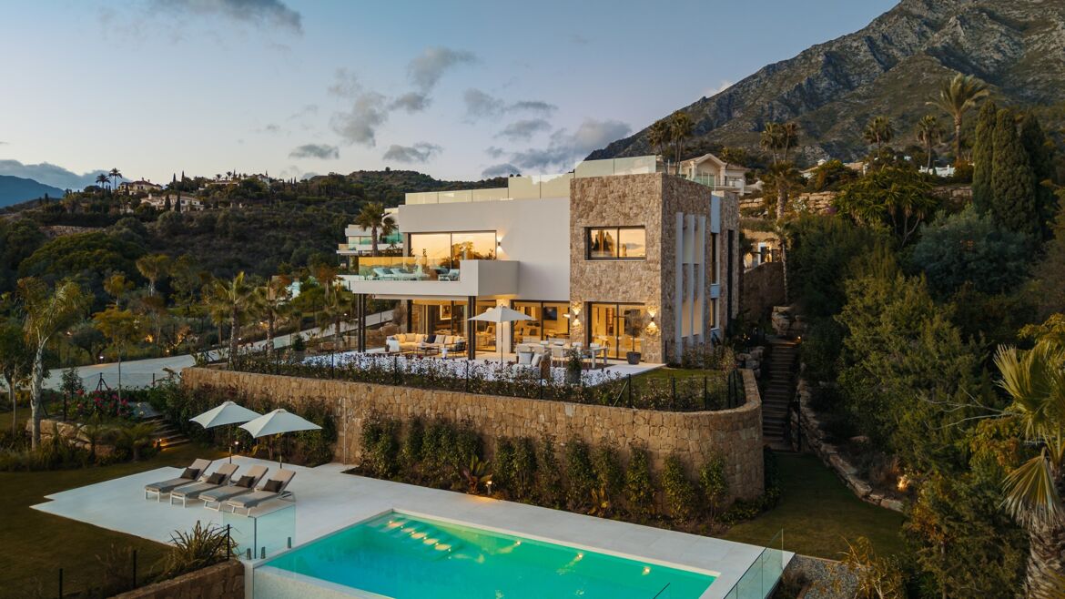 MH9056 Villa Harmony zum Verkauf in Marbella Hill Club