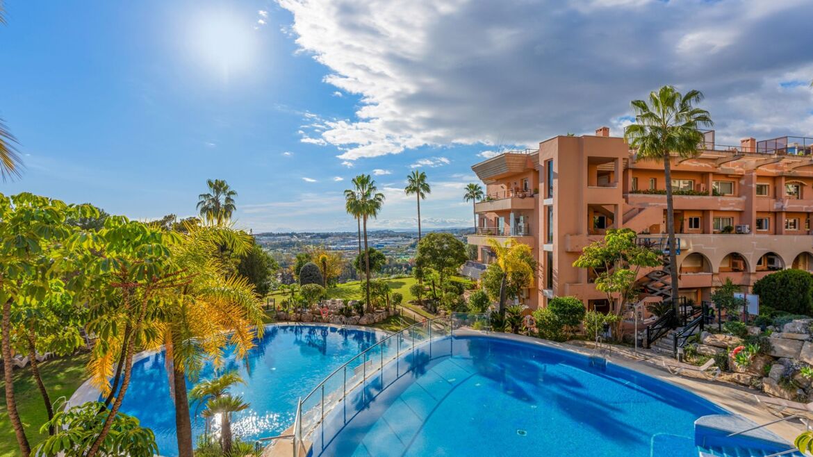 Magna Marbella community