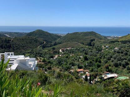 Ojén, Marbella: guía del comprador del pueblo blanco en las colinas detrás de Marbella