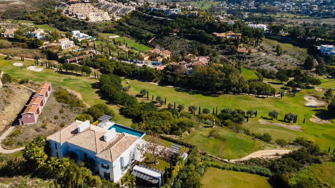 Frontline golf Villa