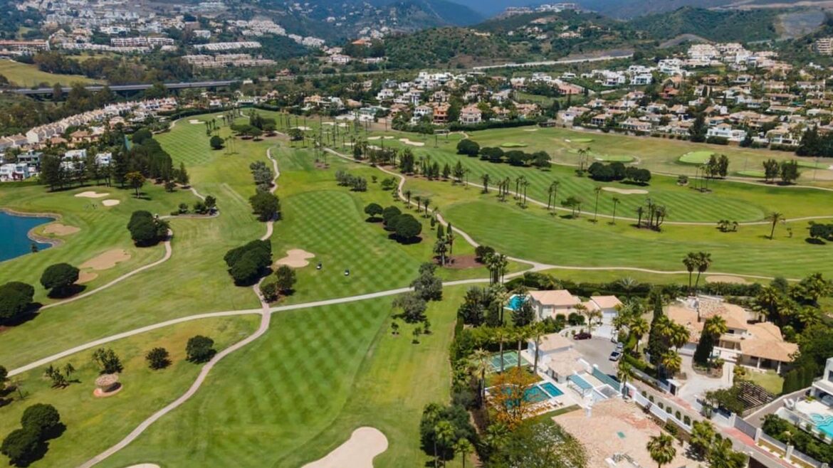 Golf Valley in Nueva Andalucia