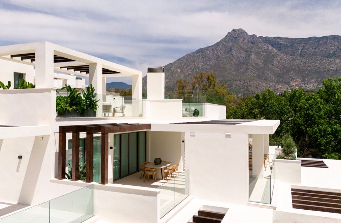Apartamento en Earth Marbella con vistas a la montaña
