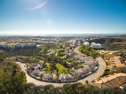 La Resina: a buyer’s guide to Estepona’s new build hillside