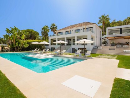 Propriétés à Nueva Andalucia, banlieue verdoyante de Marbella