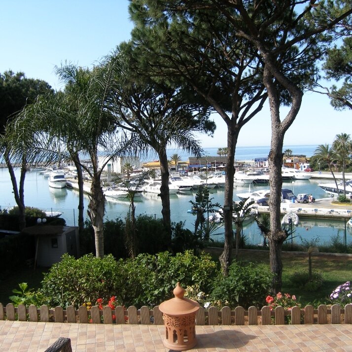 Luxury Living in Cabopino