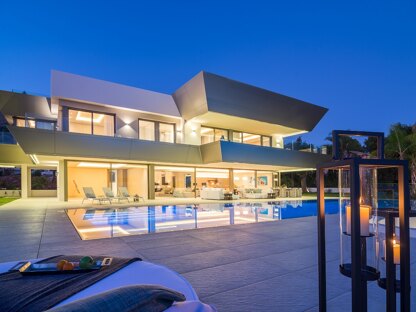 Fabelhafte hochmoderne Villa in Sierra Blanca