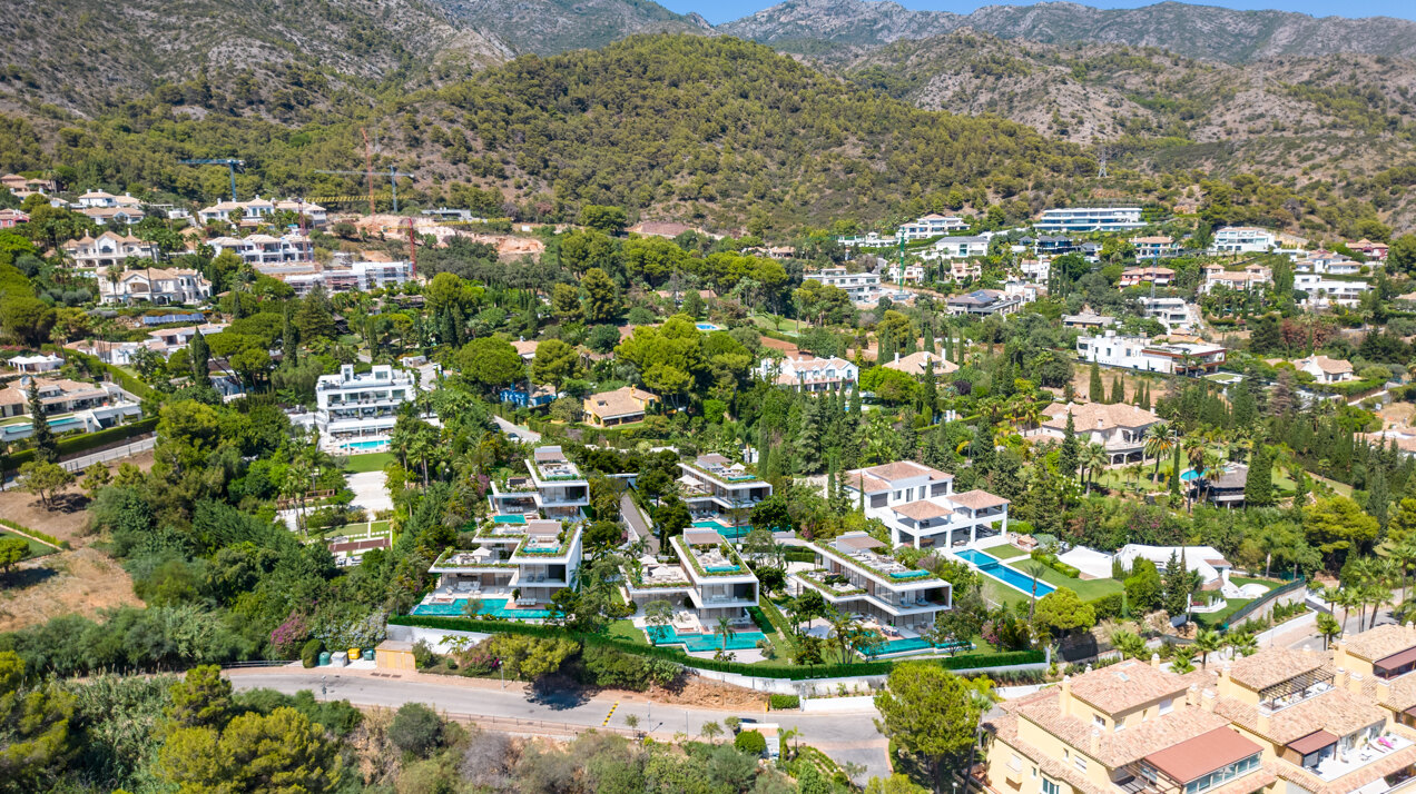 BUILDING LICENCE GRANTED! 5 Luxury Villas in Camoján, Marbella