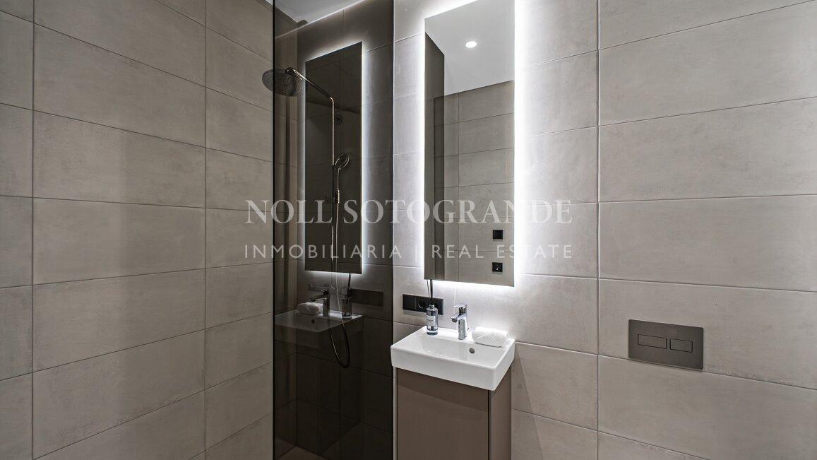 Brand new villa with sea views on Marbella's Golden Mile