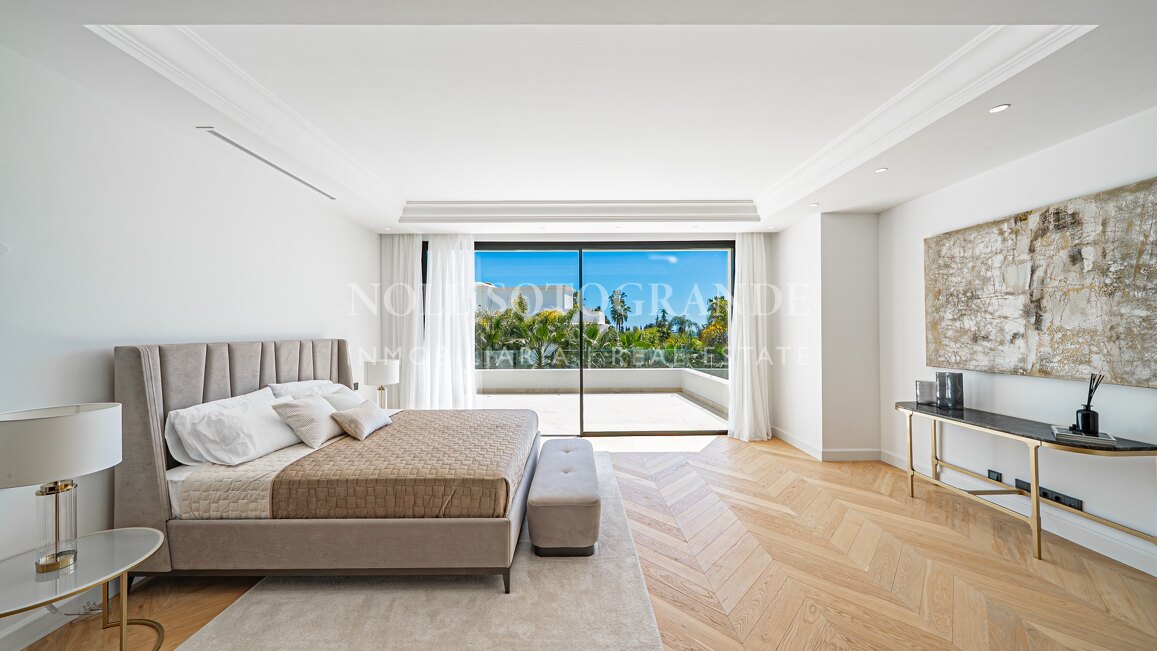 Brand new villa with sea views on Marbella's Golden Mile