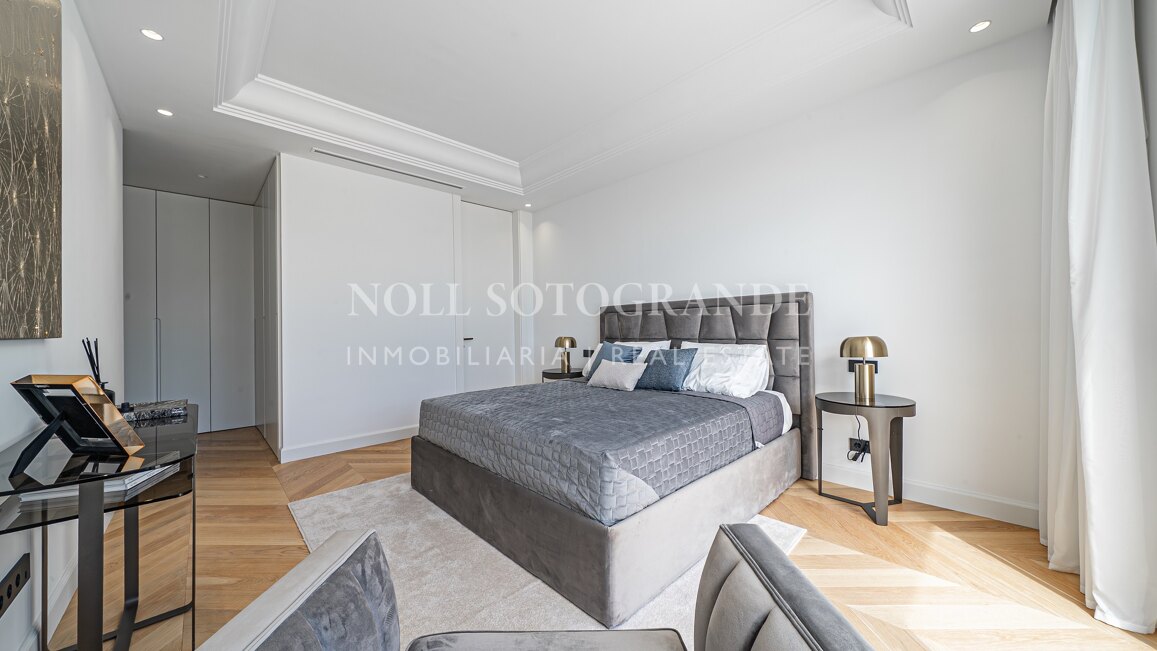 Brand new villa with sea views on Marbella's Golden Mile