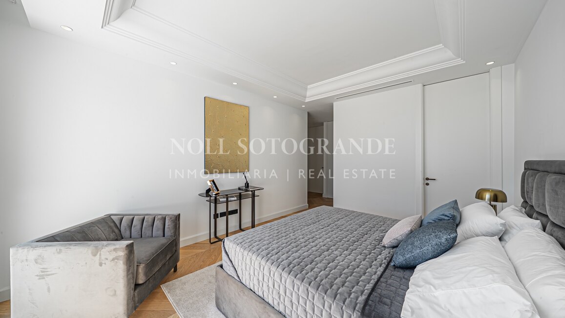 Brand new villa with sea views on Marbella's Golden Mile