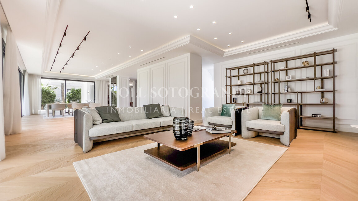 Brand new villa with sea views on Marbella's Golden Mile