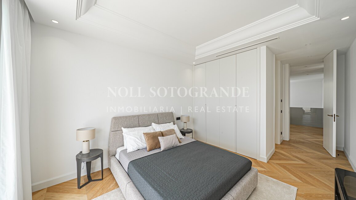 Brand new villa with sea views on Marbella's Golden Mile