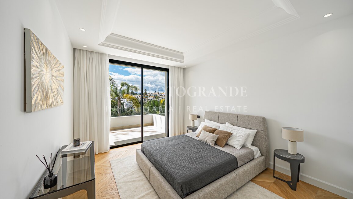 Brand new villa with sea views on Marbella's Golden Mile