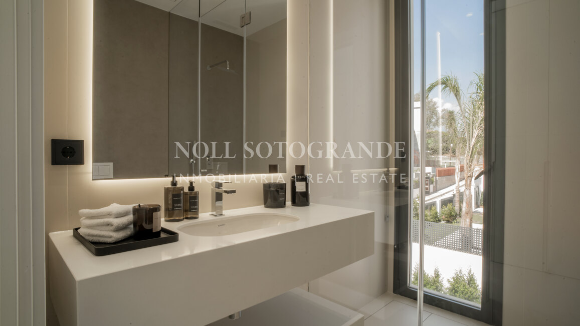 Villa for sale in Rio Verde, Marbella Golden Mile