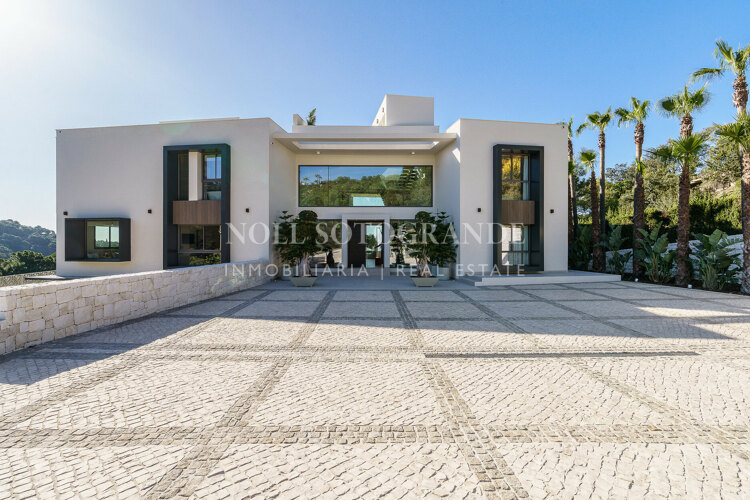 Villa zum Verkauf in La Zagaleta, Benahavis
