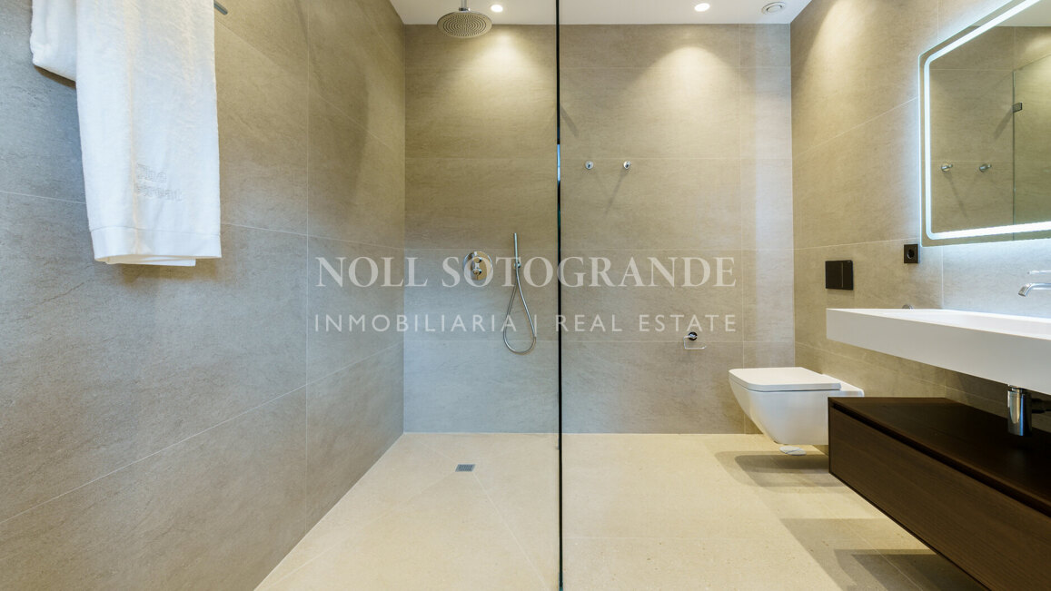 Villa zum Verkauf in La Zagaleta, Benahavis