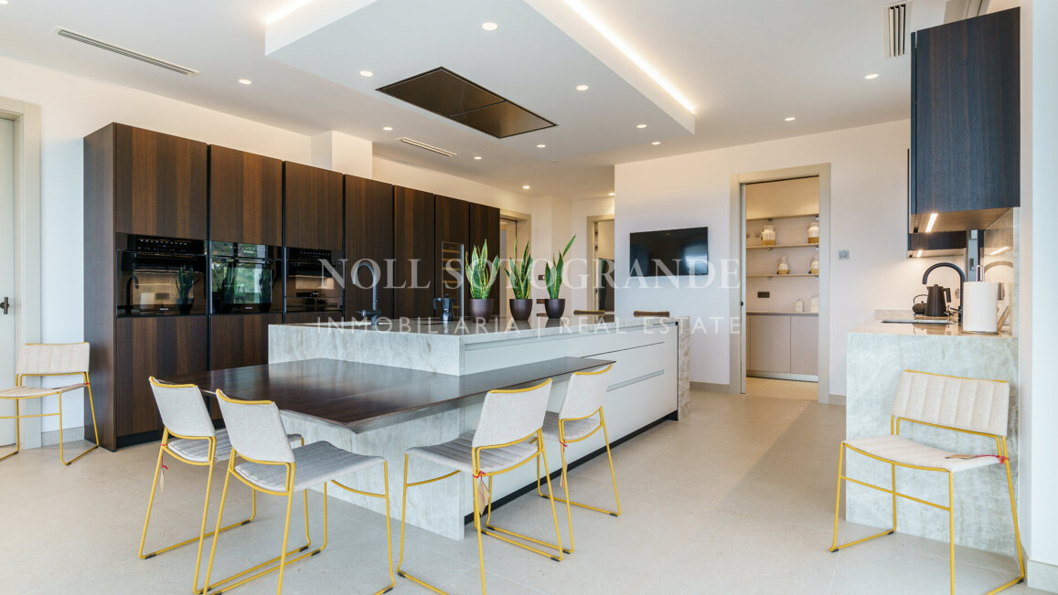 Villa zum Verkauf in La Zagaleta, Benahavis